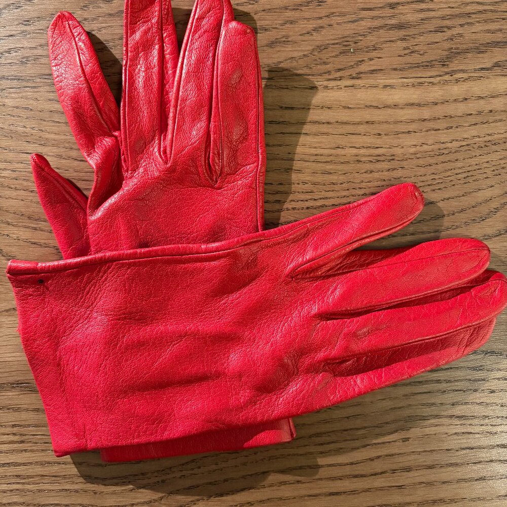 Like New Red Women's Leather Gloves (Size 8)